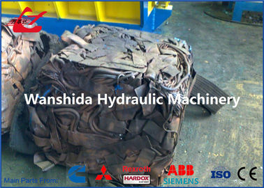 Wysokowydajna maszyna do zgarniania złomu metalowego Kompaktowa maszyna do formowania aluminiowego 23500 kg Masa Y83-250UA